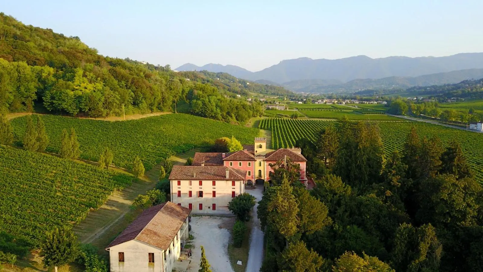 Villa Clementina - Prosecco Country Hotel San Pietro Di Feletto Bed & Breakfast