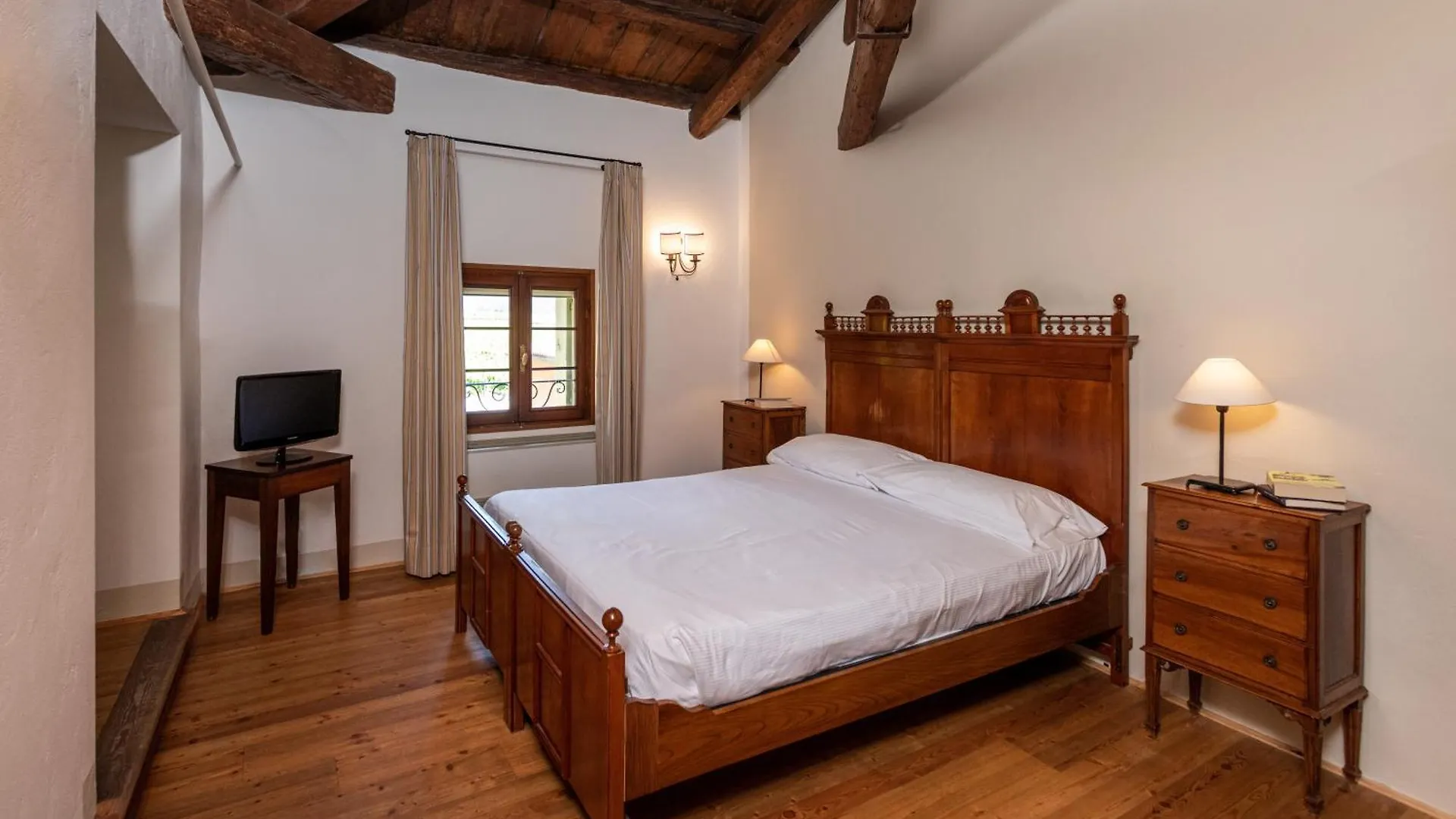 Villa Clementina - Prosecco Country Hotel San Pietro Di Feletto 3*,  Italy